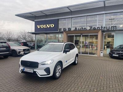 Weiß Gebraucht 2025 Volvo XC60 Plus SUV | 58.500 € (Fairer Preis)