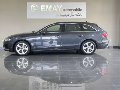 Gebraucht Audi A4 Advanced 204 PS (150 kW) 2023 Manhattangrau metallic Kombi