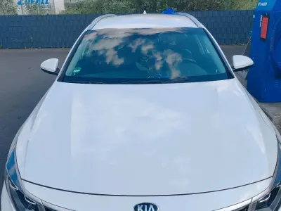 Gebraucht Kia Optima 154 PS (113 kW) 2020 Weiß Kombi