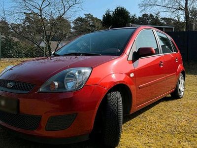 Gebraucht Ford Fiesta Ghia 78 PS (57 kW) 2006 Orange Kleinwagen
