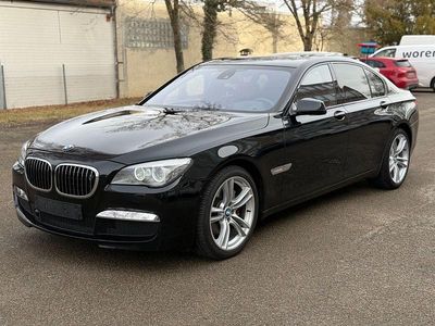 Gebraucht BMW 740 M Sport 306 PS (225 kW) 2010 Schwarz Limousine