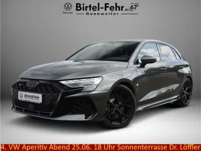 Neu Audi RS3 400 PS (294 kW) 2026 Daytonagrau perleffekt Limousine
