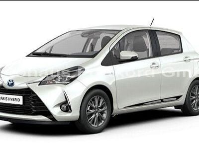 Gebraucht Toyota Yaris Hybrid Comfort 101 PS (74 kW) 2017 Weiss metallic Limousine