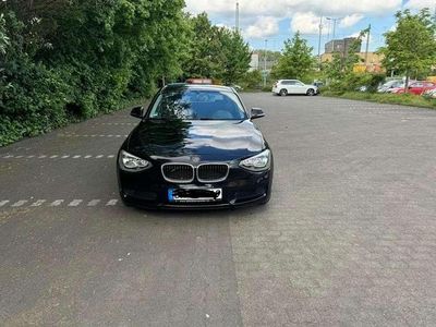 Gebraucht BMW 116 Advantage 122 PS (89 kW) 2014 Schwarz Kleinwagen