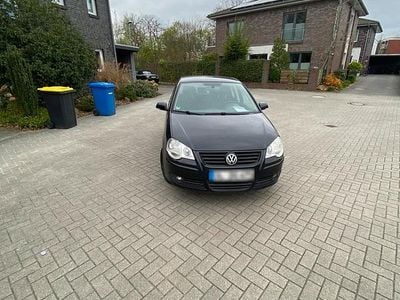 Gebraucht VW Polo 75 PS (55 kW) 2009 Schwarz Kleinwagen