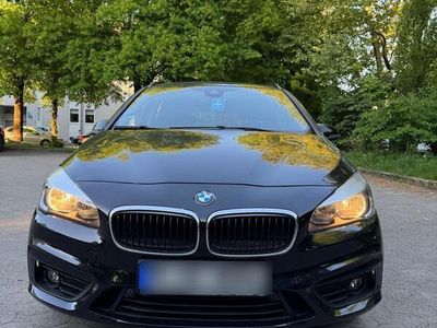 BMW 218