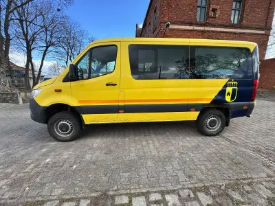 Gebraucht Mercedes Sprinter 190 PS (139 kW) 2021 Gelb Van