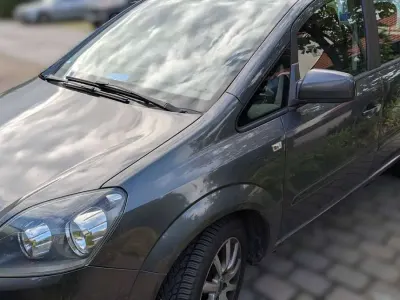 Gebraucht Opel Zafira 150 PS (110 kW) 2011 Van / Kleinbus