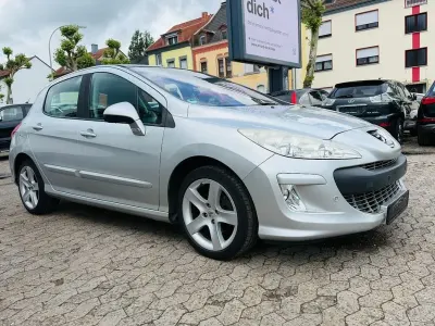 Gebraucht Peugeot 308 Platinum 150 PS (110 kW) 2010 Silber Limousine