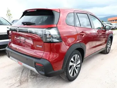 Neu Suzuki SX4 S-Cross Comfort+ 110 PS (80 kW) 2026 Energetic red pearl metallic energetic red pearl metallic SUV