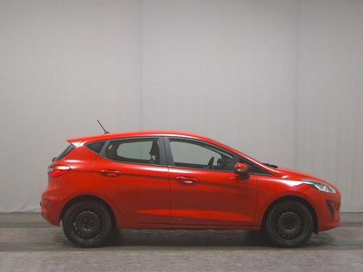 Begagnad Ford Fiesta Trend 86 HK (63 kW) 2018 Röd Halvkombi