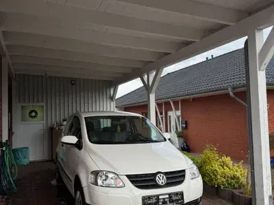 Gebraucht VW Fox 60 PS (44 kW) 2005 Weiß Kleinwagen
