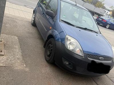 Usata Ford Fiesta 2006 Blu Utilitaria