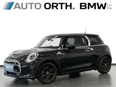 Gebraucht Mini Cooper SE 135 kW (184 PS) 2022 Schwarz Kleinwagen