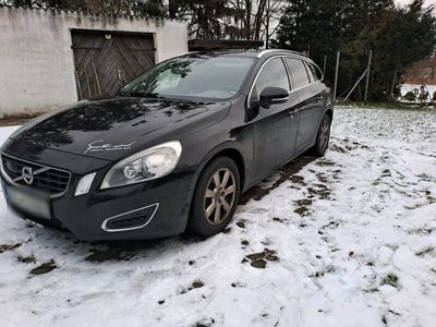 gebraucht Volvo V60 D5 mit super Ausstattung