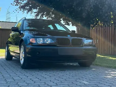 Gebraucht BMW 318 143 PS (105 kW) 2003 Schwarz Kombi