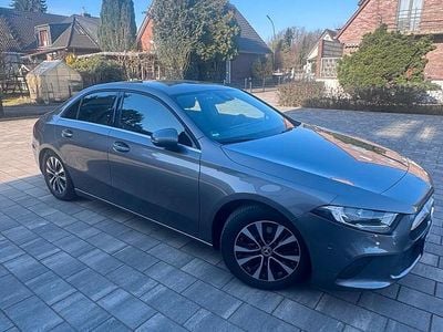 Usata Mercedes A180 116 CV (85 kW) 2020 Argento Berlina