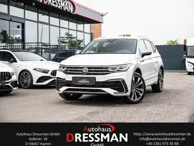 Gebraucht VW Tiguan Allspace R-line 245 PS (180 kW) 2024 Pure white SUV