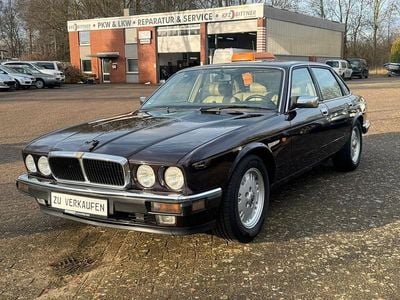 Gebraucht Jaguar XJ6 199 PS (146 kW) 1994 Rot Limousine