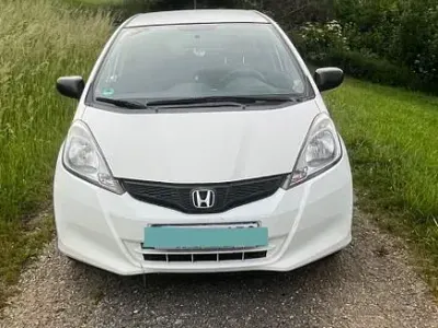 Gebraucht Honda Jazz S Cool 90 PS (66 kW) 2014 Weiß Kleinwagen