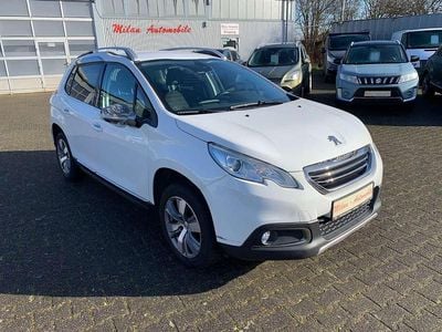 Gebraucht Peugeot 2008 Allure 120 PS (88 kW) 2016 Weiss banquise SUV