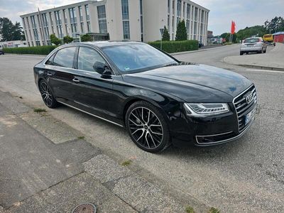 Audi A8L