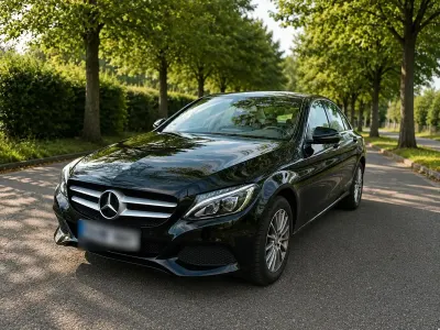 Gebraucht Mercedes C220 170 PS (125 kW) 2015 Schwarz Limousine