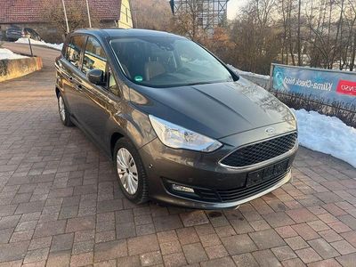 Grau Gebraucht 2019 Ford Grand C-Max Cool & Connect Van / Kleinbus | 12.999 € (Fairer Preis)
