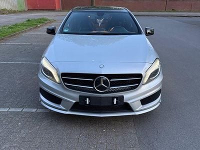 Usata Mercedes A180 AMG line 122 CV (89 kW) 2014 Argento Berlina