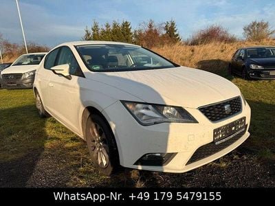 Weiß Gebraucht 2013 Seat Leon Style Limousine | 5.490 € (Teuer)