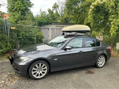 gebraucht BMW 320 i Automatik Bi-Xenon, Navi, Teilleder, Tempomat