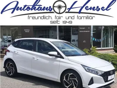 Gebraucht Hyundai i20 Edition+ 101 PS (74 kW) 2020 Polar white / sol Kleinwagen