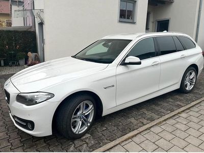 Gebraucht BMW 530 260 PS (191 kW) 2014 Weiß Kombi