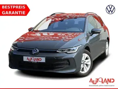Gebraucht VW Golf VIII Life 116 PS (85 kW) 2024 Grau Kombi