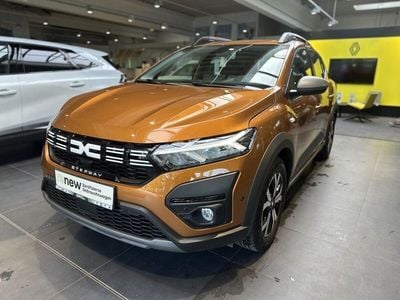 Orange Gebraucht 2023 Dacia Sandero Expression Kleinwagen | 16.990 € (Fairer Preis)