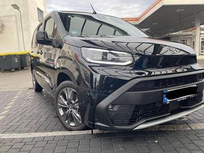 Schwarz Gebraucht 2024 Toyota Proace City City Van / Kleinbus | 35.000 € (Teuer)