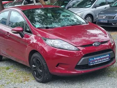 Gebraucht Ford Fiesta Trend 82 PS (60 kW) 2009 Limousine