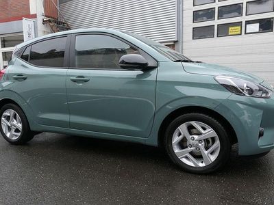 Grün Gebraucht 2023 Hyundai i10 GO! Kleinwagen | 13.590 € (Fairer Preis)