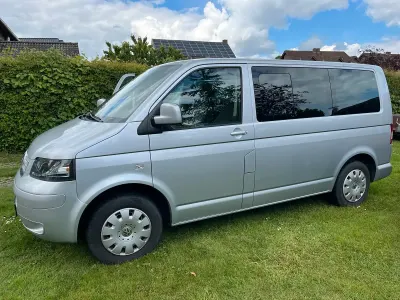 Gebraucht VW Caravelle 131 PS (96 kW) 2008 Grau Van