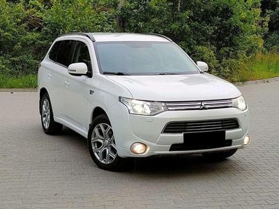 Mitsubishi Outlander P-HEV