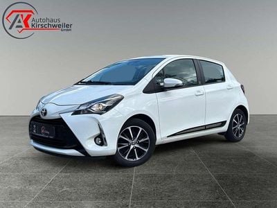 Gebraucht Toyota Yaris Team 111 PS (81 kW) 2018 Schneeweiß Kleinwagen