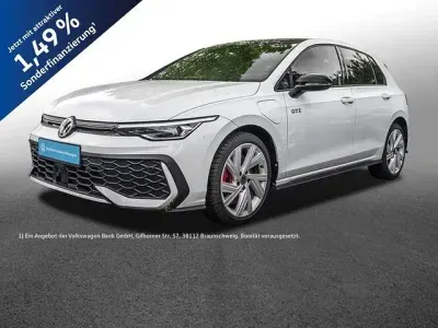 Gebraucht VW Golf VIII GTE 272 PS (200 kW) 2025 Pure white Limousine