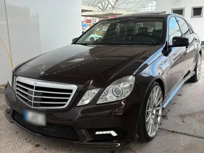 Gebraucht Mercedes E350 AMG 231 PS (169 kW) 2011 Violet Limousine