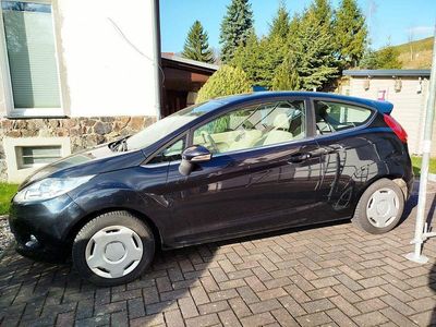 Second-hand Ford Fiesta Trend 82 CP (60 kW) 2009 Negru Berlinǎ