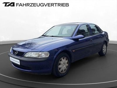 Blau Gebraucht 1996 Opel Vectra Limousine | 2.999 €