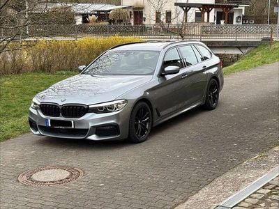 Gebraucht BMW 540 Sport Line 340 PS (250 kW) 2018 Grau Kombi