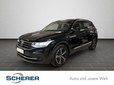 Gebraucht VW Tiguan Active 150 PS (110 kW) 2021 Deep black perleffekt (metallic) SUV