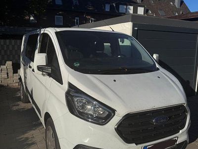 Weiß Gebraucht 2019 Ford Transit Custom Van / Kleinbus | 16.000 € (Etwas zu teuer)