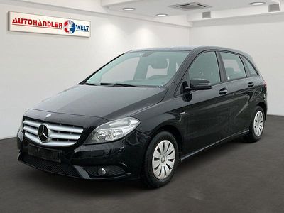 Gebraucht Mercedes B180 122 PS (89 kW) 2012 Schwarz Van / Kleinbus