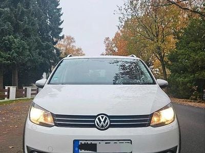 VW Touran Cross